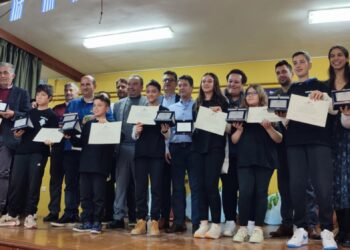 ΔΗΜΟΣ ΑΝΔΡΑΒΙΔΑΣ – ΚΥΛΛΗΝΗΣ: Βράβευσε την ομάδα ρομποτικής του 1ου Δημοτικού Σχολείου Λεχαινών