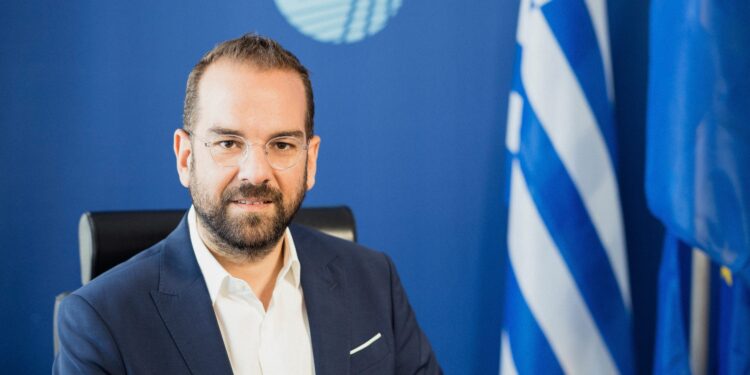 ΝΕΚΤΑΡΙΟΣ ΦΑΡΜΑΚΗΣ: “Ας είναι το φετινό Πάσχα μια αφετηρία για νέα ξεκινήματα και δημιουργικές πορείες για όλους” (Βίντεο)