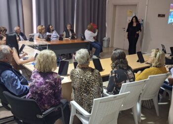 ΠΕΡΙΦΕΡΕΙΑ ΔΥΤΙΚΗΣ ΕΛΛΑΔΑΣ: Η τρίτη ηλικία στην εποχή της τεχνολογίας