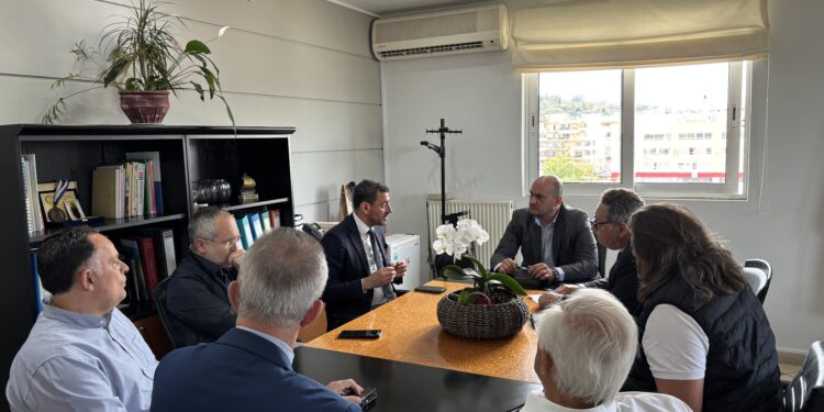 ΑΝΔΡΕΑΣ ΝΙΚΟΛΑΚΟΠΟΥΛΟΣ: “Ενίσχυση με ιατρικό προσωπικό στις Μονάδες Υγείας της Ηλείας