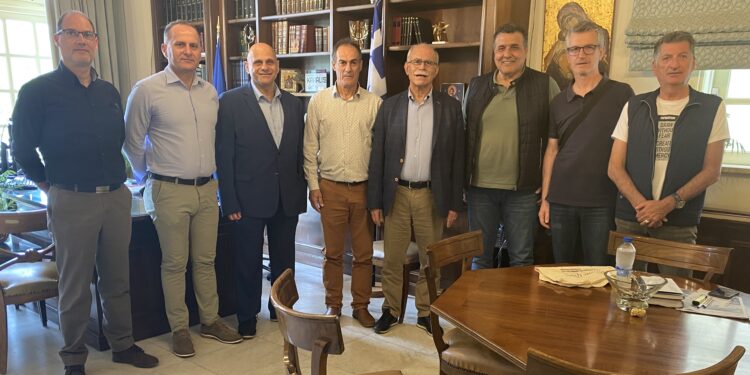 Συνάντηση δημάρχου Πύργου με το νέο Δ.Σ. του Μουσικού Συλλόγου “ΟΡΦΕΥΣ” – Ωδείον Πύργου
