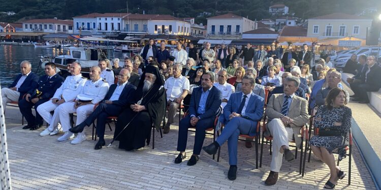 ΔΗΜΟΣ ΠΥΡΓΟΥ: Τίμησε την ένωση των Επτανήσων με την Ελλάδα