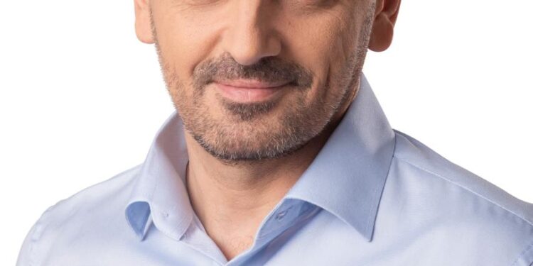ΑΝΔΡΕΑΣ ΝΙΚΟΛΑΚΟΠΟΥΛΟΣ: “Κυνηγήστε τα όνειρά σας και ξεδιπλώστε το ταλέντο σας”