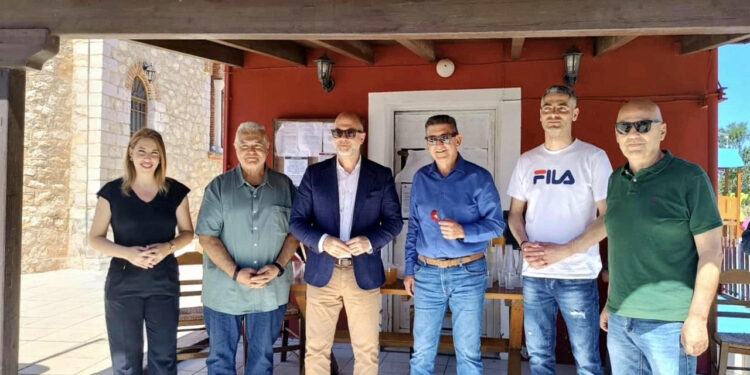 Ο Τάκης Παπαδόπουλος στον νέο χώρο αναψυχής που δημιούργησε η Περιφέρεια Δυτικής Ελλάδας στο Χαϊκάλι