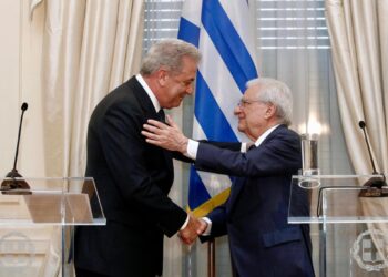 ΔΗΜΗΤΡΗΣ ΑΒΡΑΜΟΠΟΥΛΟΣ: Για τον θάνατο του Πέτρου Μολυβιάτη