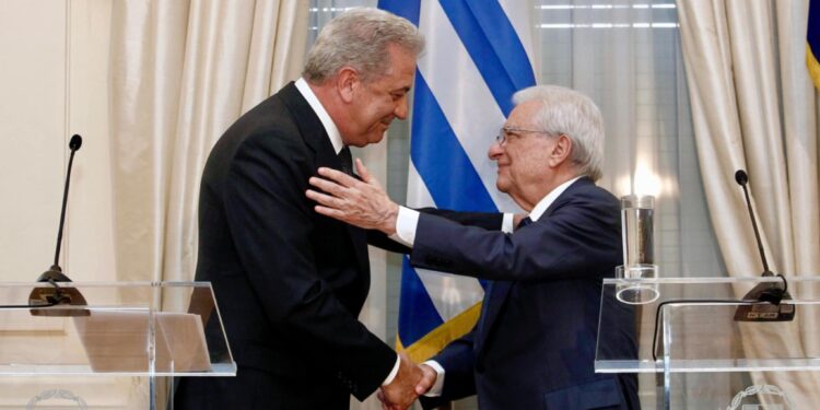 ΔΗΜΗΤΡΗΣ ΑΒΡΑΜΟΠΟΥΛΟΣ: Για τον θάνατο του Πέτρου Μολυβιάτη