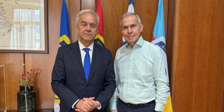 Συνάντηση του Προέδρου του Επιμελητηρίου Ηλείας με τον Υφυπουργό Εθνικής Άμυνας