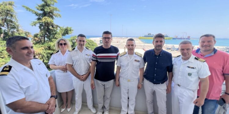 Άκρως εποικοδομητική συνάντηση για τον λιμένα Κυλλήνης