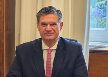 “Αναγέννηση και προοπτική”