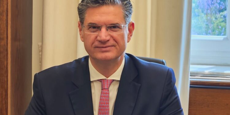 ΔΙΟΝΥΣΗΣ ΚΑΛΑΜΑΤΙΑΝΟΣ για την ανακοίνωση των αποτελεσμάτων των πανελλαδικών εξετάσεων: “Νέοι δρόμοι ανοίγονται μπροστά σας”