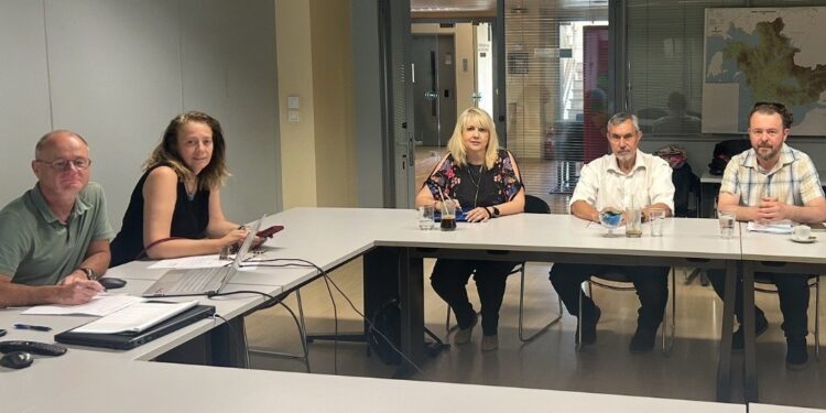 ΠΕΡΙΦΕΡΕΙΑ ΔΥΤΙΚΗΣ ΕΛΛΑΔΑΣ: Σύσκεψη εργασίας για τη χρηματοδότηση νέων δομών ψυχικής υγείας, αυτισμού και άνοιας