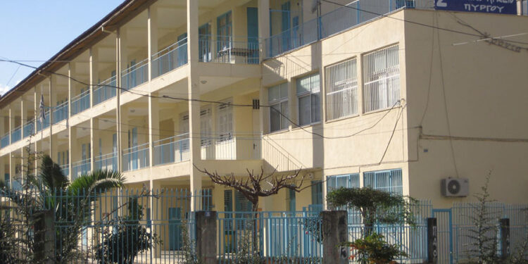 2o ΓΕΛ Πύργου: Συγχαρητήριο μήνυμα προς τους υποψηφίους της Τριτοβάθμιας Εκπαίδευσης