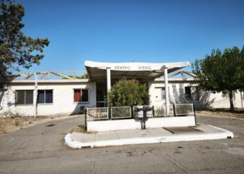 ΔΗΜΟΣ ΑΝΔΡΑΒΙΔΑΣ – ΚΥΛΛΗΝΗΣ: Συνεχίζονται εντατικά οι εργασίες αντικατάστασης οροφής στο Κέντρο Υγείας Βάρδας