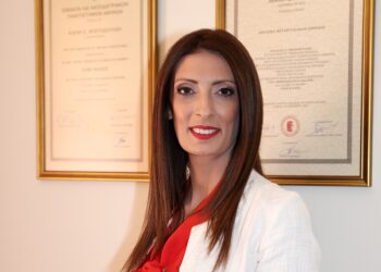 Τι αλλάζει στο κληρονομικό δίκαιο – Τι θα ισχύει για διαθήκες και αποποιήσεις. Η θέσπιση των κληρονομικών συμβάσεων εν ζωή και ο περιορισμός της νόμιμης μοίρας