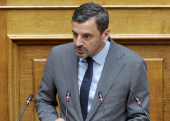 ΑΝΔΡΕΑΣ ΝΙΚΟΛΑΚΟΠΟΥΛΟΣ: “Η πολιτική ευθύτητα απέναντι στην μεγάλη πολιτική αντίφαση…”