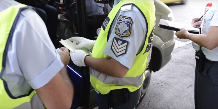 ΓΕΝΙΚΗ ΠΕΡΙΦΕΡΕΙΑΚΗ ΑΣΤΥΝΟΜΙΚΗ ΔΙΕΥΘΥΝΣΗ ΔΥΤΙΚΗΣ ΕΛΛΑΔΑΣ: Μηνιαίος απολογισμός σε θέματα ελευθερίας κίνησης των πολιτών