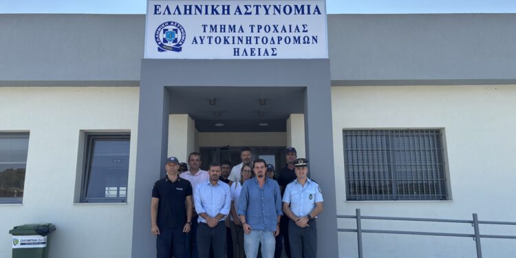 ΑΝΔΡΕΑΣ ΝΙΚΟΛΑΚΟΠΟΥΛΟΣ: Επίσκεψη στην Τροχαία Αυτοκινητοδρόμων