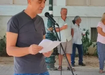 ΜΠΑΜΠΗΣ ΚΑΛΑΝΤΖΗΣ ΣΤΗΝ ΑΠΕΡΓΙΑΚΗ ΚΙΝΗΤΟΠΟΙΗΣΗ ΣΤΟΝ ΠΥΡΓΟ: “Το νέο αντιδραστικό νομοσχέδιο της κυβέρνησης της ΝΔ επιδιώκει να διαμορφώσει ένα ακόμα πιο ασφυκτικό και εκφοβιστικό πλαίσιο λειτουργίας και εργασίας των δημοσίων υπαλλήλων”