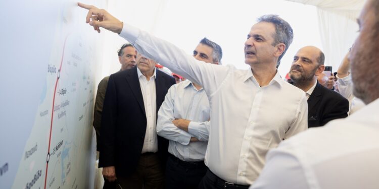 ΚΥΡΙΑΚΟΣ ΜΗΤΣΟΤΑΚΗΣ: “Έρχομαι με σχέδια ανάπτυξης για τη Δυτική Ελλάδα”