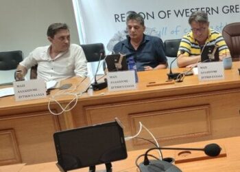 Ο Κώστας Καρπέτας στο Περιφερειακό Συμβούλιο: “Δεδομένες οι πολιτικές ευθύνες για τις φωτιές στην Αχαΐα – Οι υπεύθυνοι οφείλουν να παραιτηθούν” 