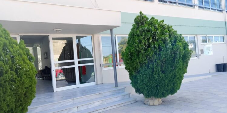 ΔΗΜΟΣ ΑΝΔΡΑΒΙΔΑΣ – ΚΥΛΛΗΝΗΣ: Ολοκληρώθηκαν οι εργασίες στο Δημοτικό Σχολείο Βάρδας