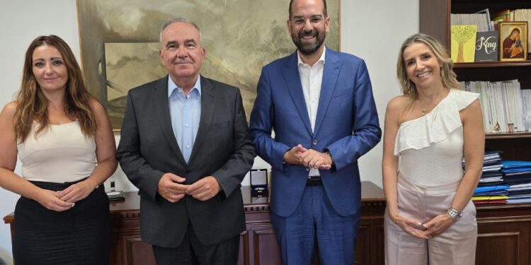 ΠΕΡΙΦΕΡΕΙΑ ΔΥΤΙΚΗΣ ΕΛΛΑΔΑΣ: Συναντήσεις Ν. Φαρμάκη με κυβερνητικά στελέχη για τα απαιτούμενα έργα υποδομών στις πυρόπληκτες περιοχές της Δυτικής Ελλάδας