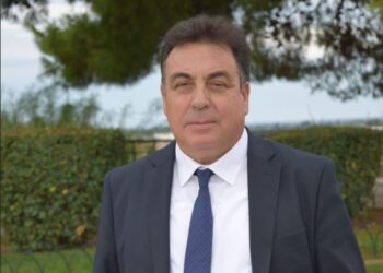 ΠΑΝΑΓΙΩΤΗΣ ΑΝΤΩΝΑΚΟΠΟΥΛΟΣ: “Ένας ανύπαρκτος Δήμαρχος εμπαίζει την αγορά του Πύργου”
