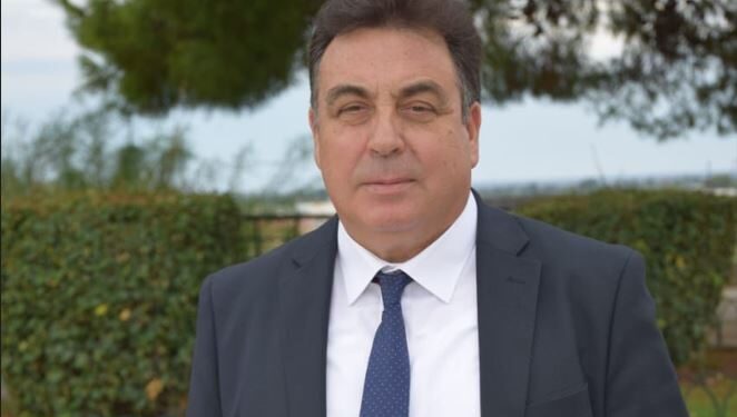 ΠΑΝΑΓΙΩΤΗΣ ΑΝΤΩΝΑΚΟΠΟΥΛΟΣ: “Ένας ανύπαρκτος Δήμαρχος εμπαίζει την αγορά του Πύργου”