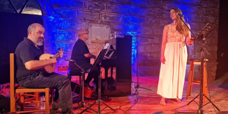 “Ακροβατώντας ανάμεσα στη γη και τον ουρανό”