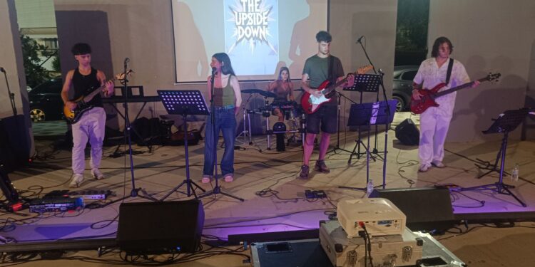 Δυναμική συμμετοχή και δημιουργικότητα στο Φεστιβάλ Νέων του Δήμου Πύργου (φωτος)