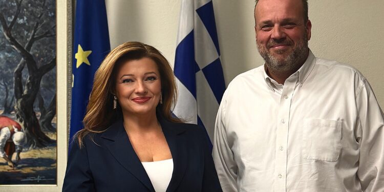 ΔΙΟΝΥΣΙΑ ΑΥΓΕΡΙΝΟΠΟΥΛΟΥ: Ενίσχυση και στήριξη του αγροτικού τομέα της Ηλείας