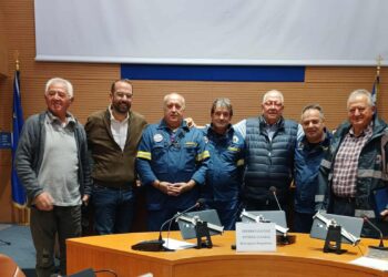 ΠΕΡΙΦΕΡΕΙΑ ΔΥΤΙΚΗΣ ΕΛΛΑΔΑΣ: Δωρεά στολών πυρόσβεσης στην Πολιτική Προστασία Δήμου Αρχαίας Ολυμπίας