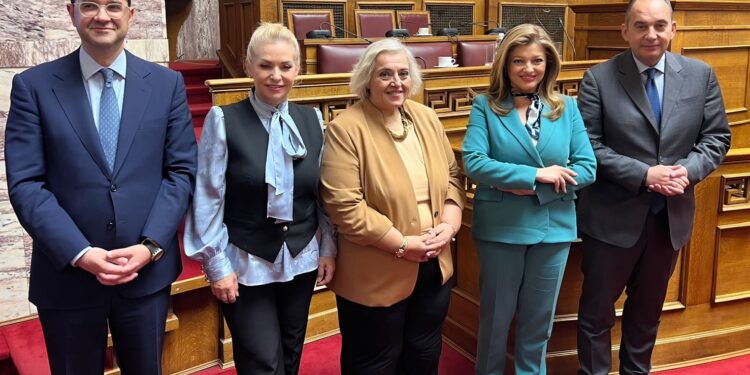 ΔΙΟΝΥΣΙΑ ΑΥΓΕΡΙΝΟΠΟΥΛΟΥ: “Σύμφωνο για τη Μεσόγειο: Η Ελλάδα πυλώνας σταθερότητας, συνεργασίας και βιωσιμότητας”