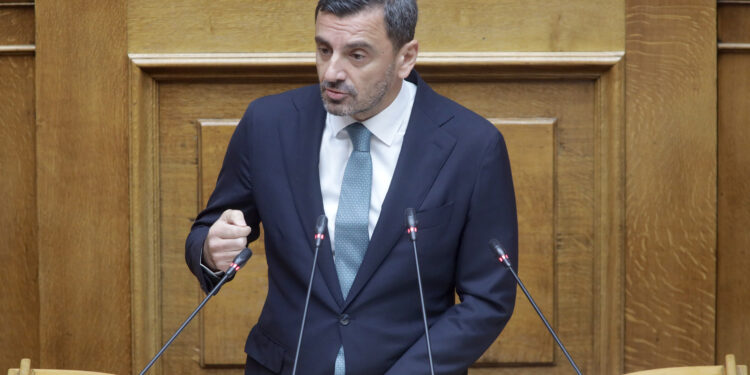 ΑΝΔΡΕΑΣ ΝΙΚΟΛΑΚΟΠΟΥΛΟΣ: “Τρίμηνη αναστολή στο κλείσιμο καταστημάτων των Ταχυδρομείων”