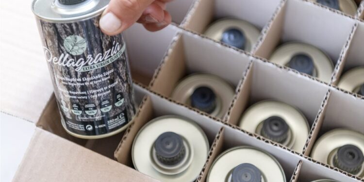 Με δασμό 15% ελαιόλαδο, ελιές, κονσέρβες φρούτων