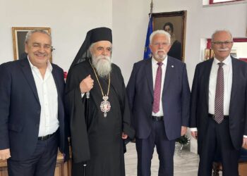 Σε κλίμα ενότητας και θέρμης η ονομαστική εορτή του Δημάρχου Ήλιδας Χρήστου Χριστοδουλόπουλου, ανήμερα των Χριστουγέννων στο γραφείο του