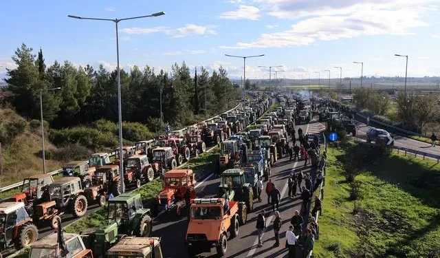 Οι αγρότες αποφασίζουν τις επόμενες κινήσεις τους