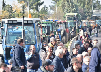 “Εργατιά, αγροτιά, μια φωνή και μια γροθιά”