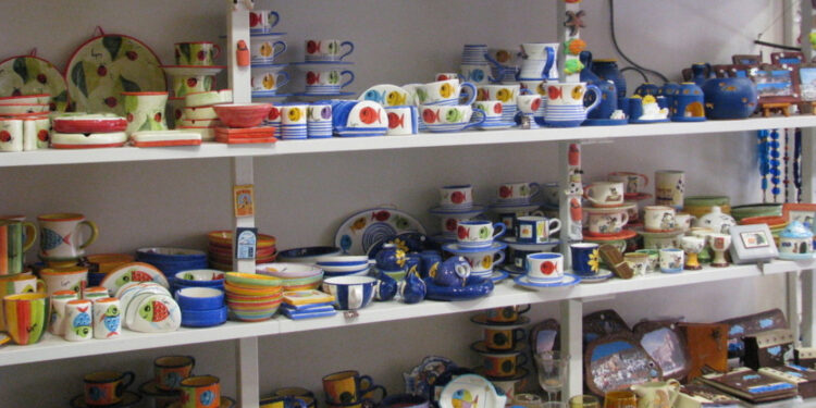 ΕΠΙΜΕΛΗΤΗΡΙΟ ΗΛΕΙΑΣ: Τάσεις, προκλήσεις και προοπτικές στον κλάδο Λαϊκής Τέχνης και Τουριστικών Ειδών