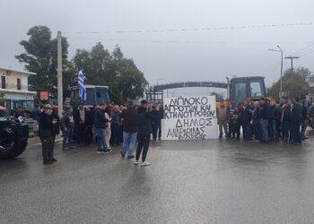 Μεγάλη συγκέντρωση και στα Λεχαινά από αγρότες και κτηνοτρόφους!