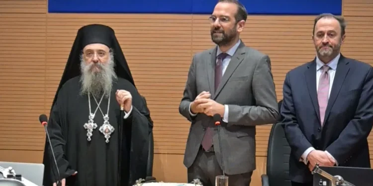 ΝΕΚΤΑΡΙΟΣ ΦΑΡΜΑΚΗΣ: “Σήμερα αρχίζει ένας νέος κύκλος προσπάθειας”
