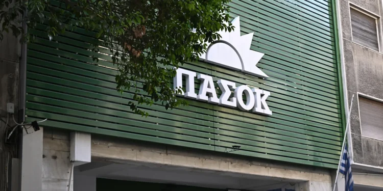 ΠΑΣΟΚ: “Η κυβέρνηση έχει χάσει κάθε έλεγχο της αγοράς”