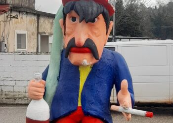 ΔΗΜΟΣ ΑΝΔΡΙΤΣΑΙΝΑΣ – ΚΡΕΣΤΕΝΩΝ: “Πόλος έλξης”  το 31ο Κρεστενέικο Καρναβάλι
