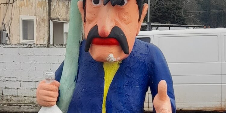ΔΗΜΟΣ ΑΝΔΡΙΤΣΑΙΝΑΣ – ΚΡΕΣΤΕΝΩΝ: “Πόλος έλξης”  το 31ο Κρεστενέικο Καρναβάλι