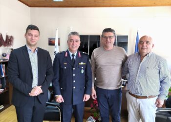 ΔΗΜΟΣ ΑΝΔΡΑΒΙΔΑΣ – ΚΥΛΛΗΝΗΣ: Συνάντηση Δημάρχου Γιάννη Λέντζα με το νέο Διευθυντή Αστυνομίας Ηλείας