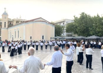 ΔΗΜΟΣ ΗΛΙΔΑΣ: Γιόρτασε με μια μεγάλη μουσικοχορευτική εκδήλωση την Παγκόσμια Ημέρα Χορού (φωτος)