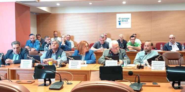 Συμμετοχή του Δημάρχου Ήλιδας και εκπροσώπων του Δημοτικού Συμβουλίου, στη συνεδρίαση του Περιφερειακού Συμβουλίου Δυτικής Ελλάδας για το ζήτημα των φωτοβολταϊκών πέριξ της Λίμνης Πηνειού