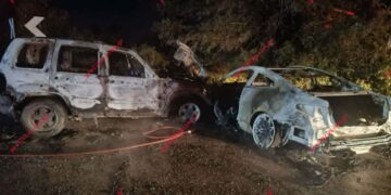 Παρανάλωμα τα δύο ΙΧ που ενεπλάκησαν σε τροχαίο