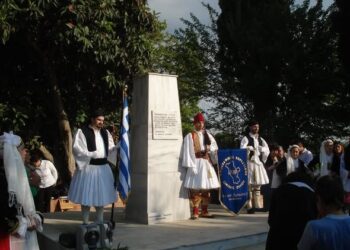 ΛΑΟΓΡΑΦΙΚΟΣ ΚΑΙ ΧΟΡΕΥΤΙΚΟΣ ΟΜΙΛΟΣ “ΗΛΕΙΩΝ ΠΑΡΑΔΟΣΙΣ” ΚΑΙ ΣΥΝΔΕΣΜΟΣ ΟΠΛΙΤΩΝ ΝΟΜΟΥ ΗΛΕΙΑΣ: Δυναμικό παρόν στις εκδηλώσεις τιμής και μνήμης για τον Πύργιο αγωνιστή Χαράλαμπο Βιλαέτη και τα παλικάρια του