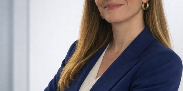 Ιδιωτικό Συμφωνητικό ή συμβολαιογραφικό προσύμφωνο; Τι προστατεύει πραγματικά τα μέρη;